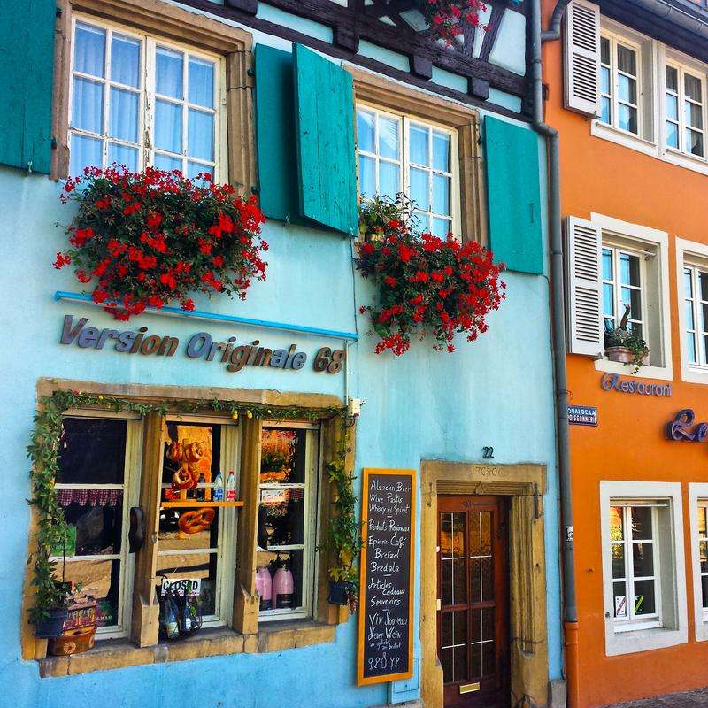 Kolorowe domy we Francji puzzle online