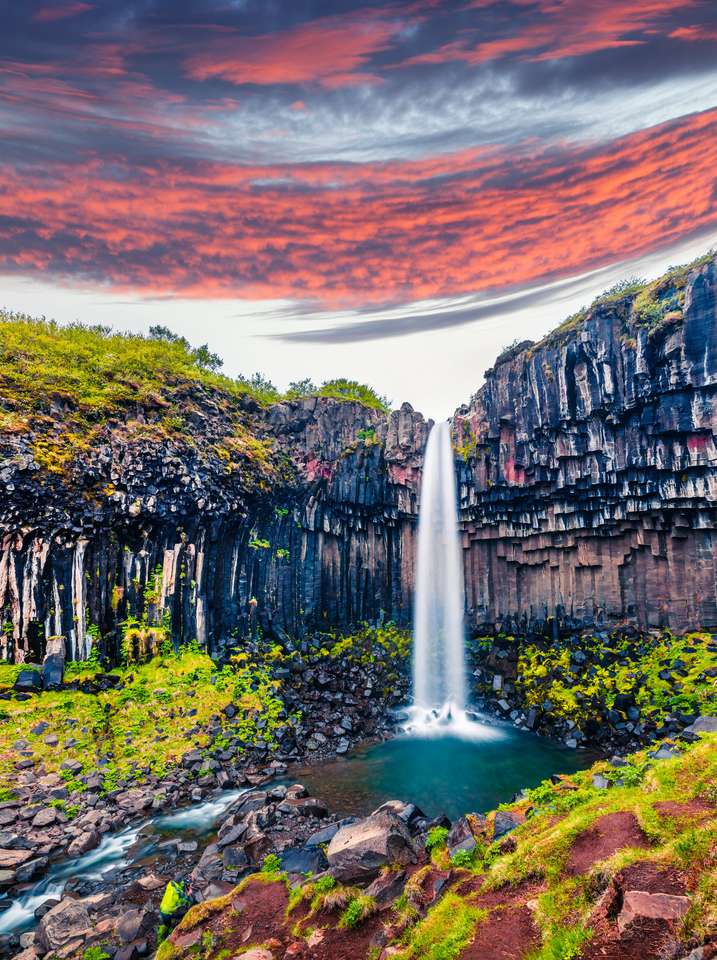 Svartifoss (svart fall) vattenfall pussel