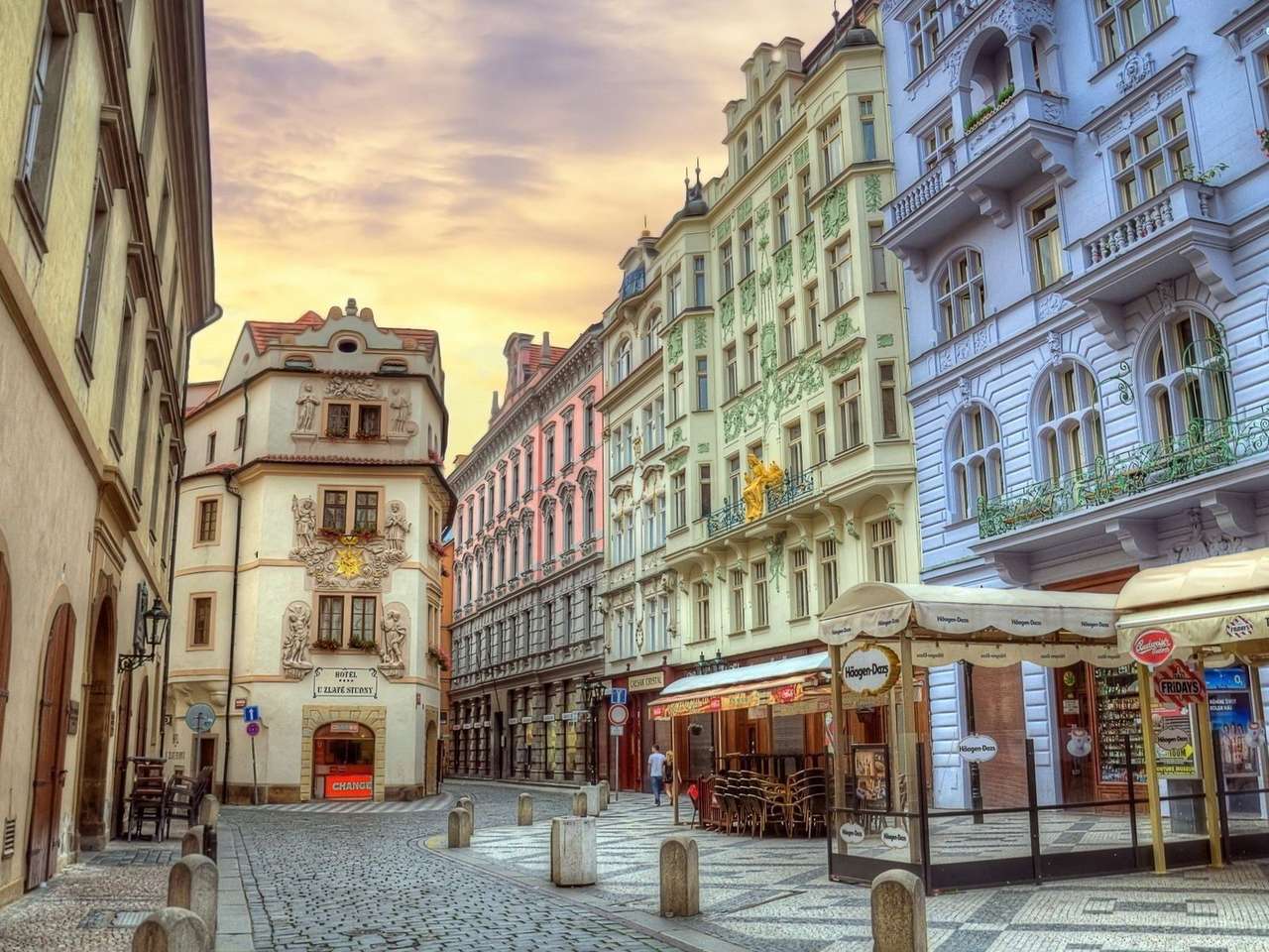 Stare miasto- Czechy puzzle online