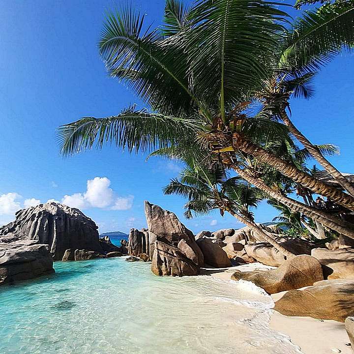 Wyspa Seszele na Oceanie Indyjskim puzzle online