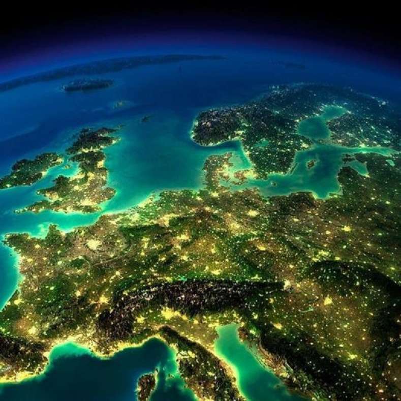Europa z kosmosu. puzzle online