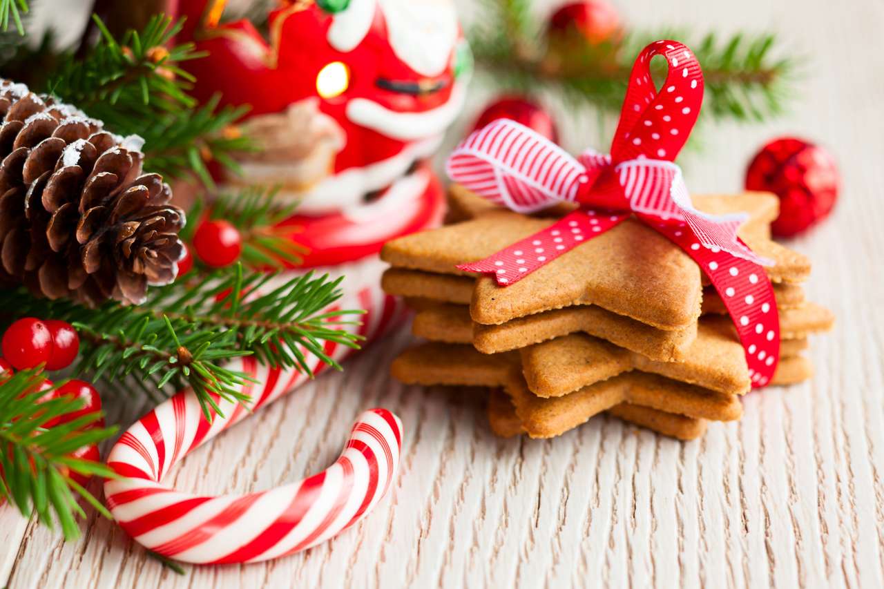 Świąteczne ciasteczka ze świąteczną dekoracją puzzle online