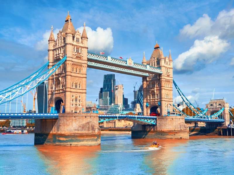 Tamiza i most Tower Bridge w Londynie puzzle online