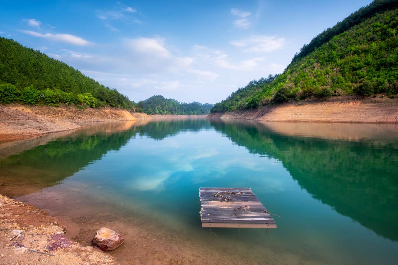 Krajobraz jeziora Qiandao puzzle online
