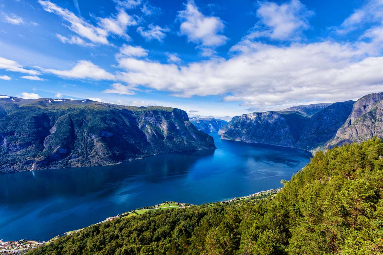 Fiord i góry, Norwegia puzzle online