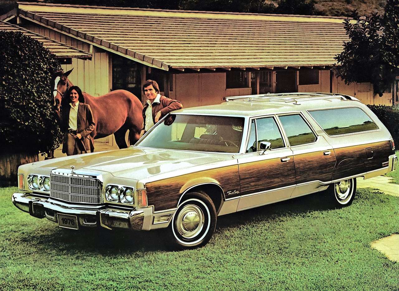 1976 Chrysler Town & Country kombi puzzle online