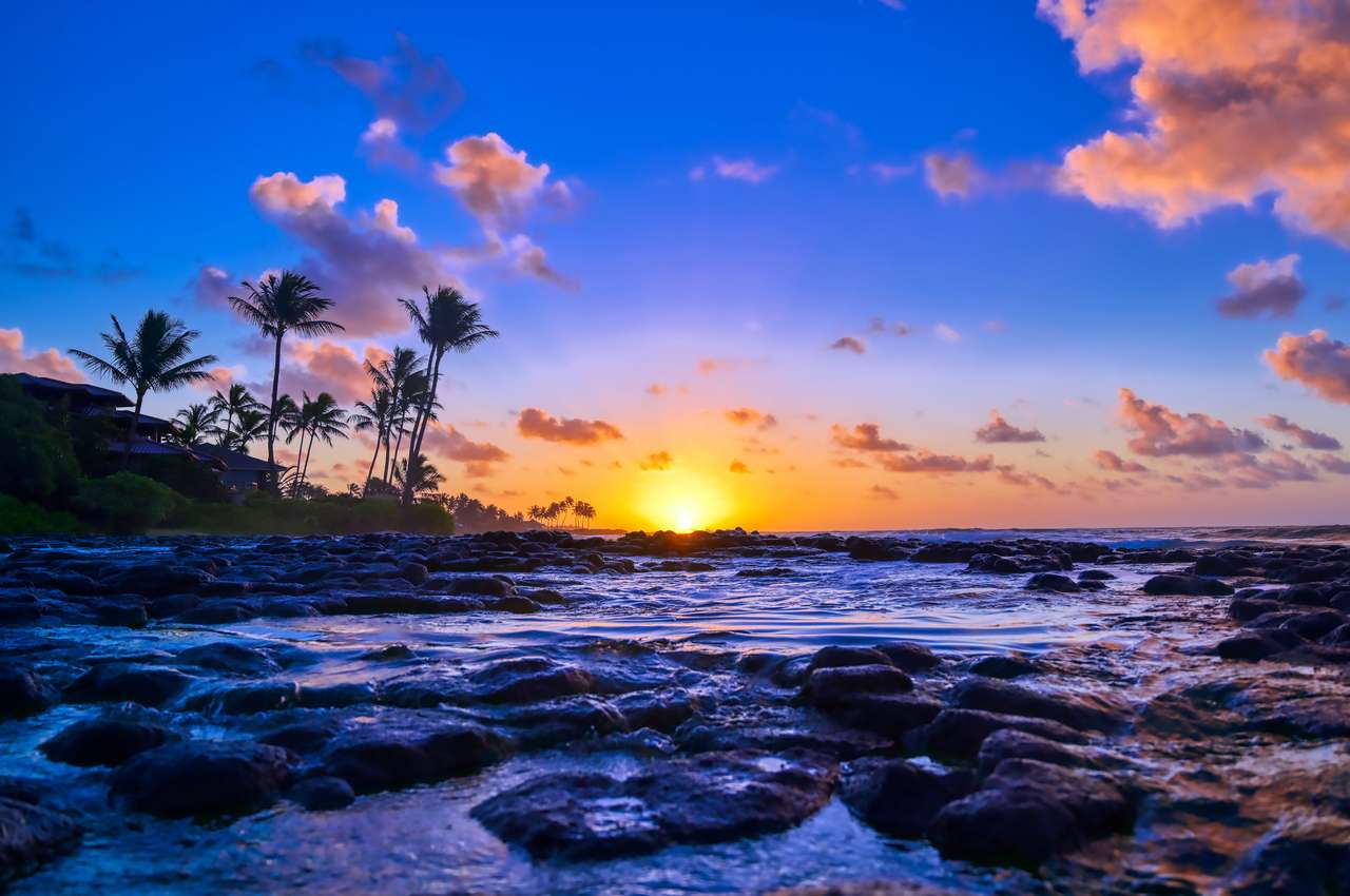 Wschód słońca nad wybrzeżem Kauai na Hawajach, puzzle online