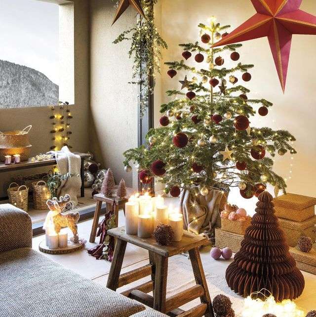 dom urządzony na Boże Narodzenie puzzle online