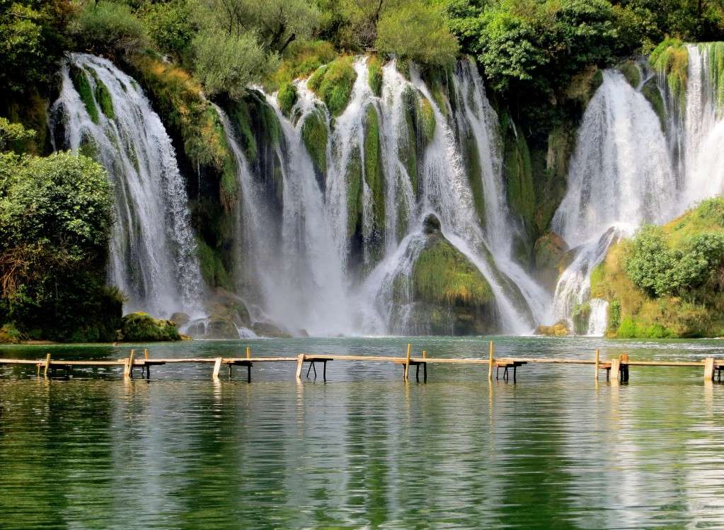 Wodospad w południowej Hercegowinie- Ljubuški puzzle online