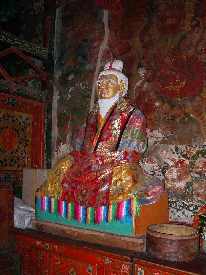 Posąg tybetańskiego świętego puzzle online