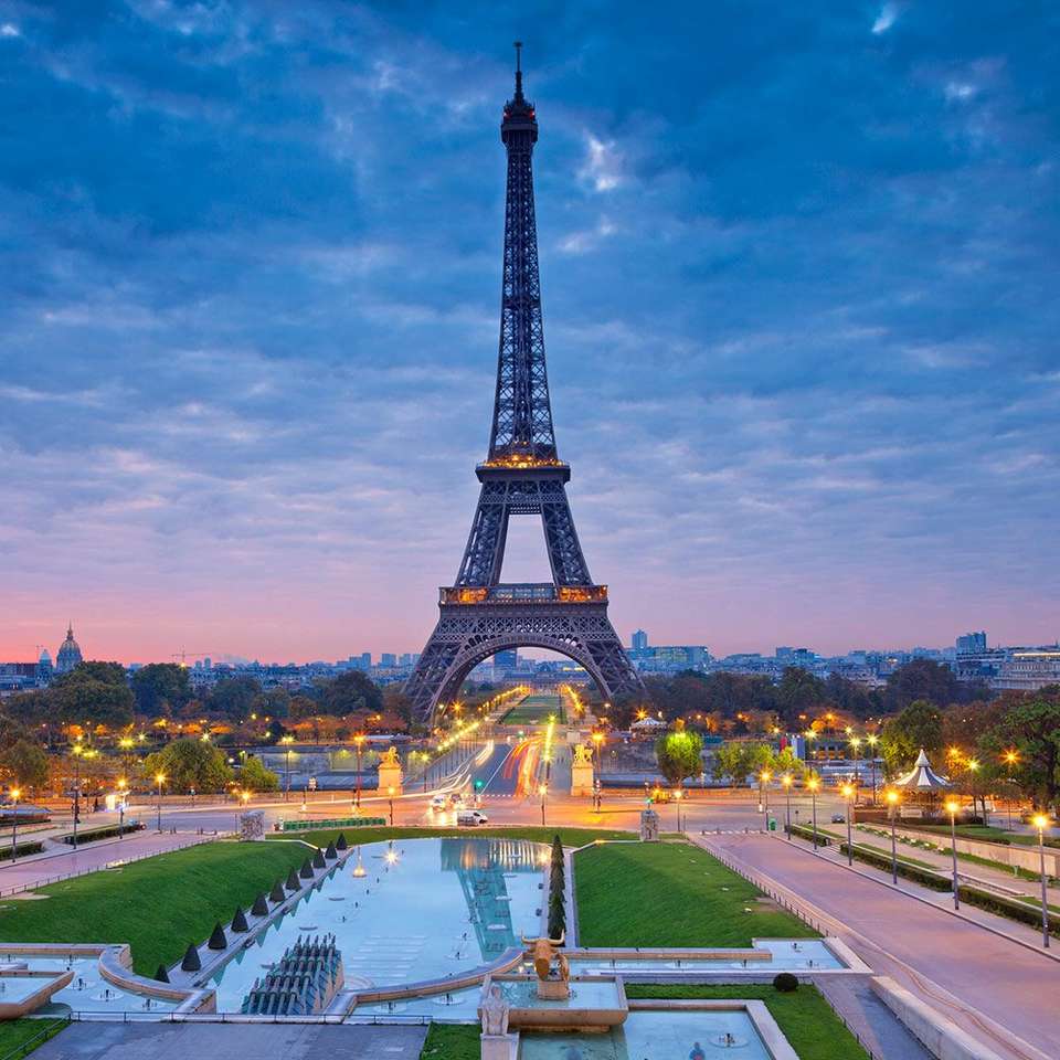 Francja i słynna wieża puzzle online