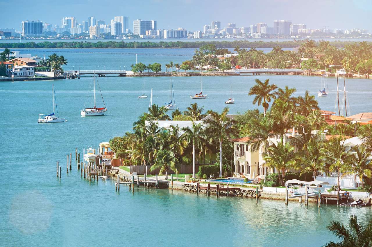 Domy w mieście Miami na Florydzie puzzle online