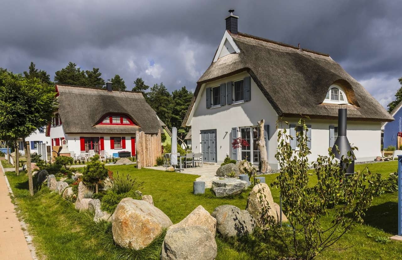 Country houses on the island of Rügen jigsaw puzzle