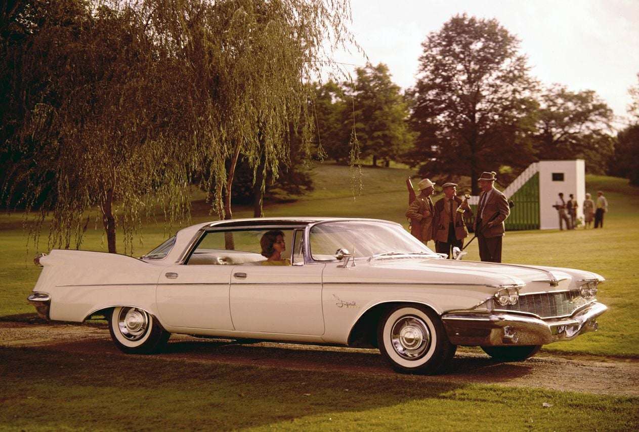 1960 Imperial Crown 4-drzwiowy Southampton puzzle online