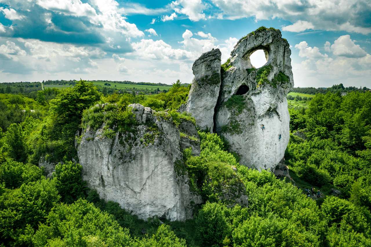 Okiennik rock in Poland puzzle online