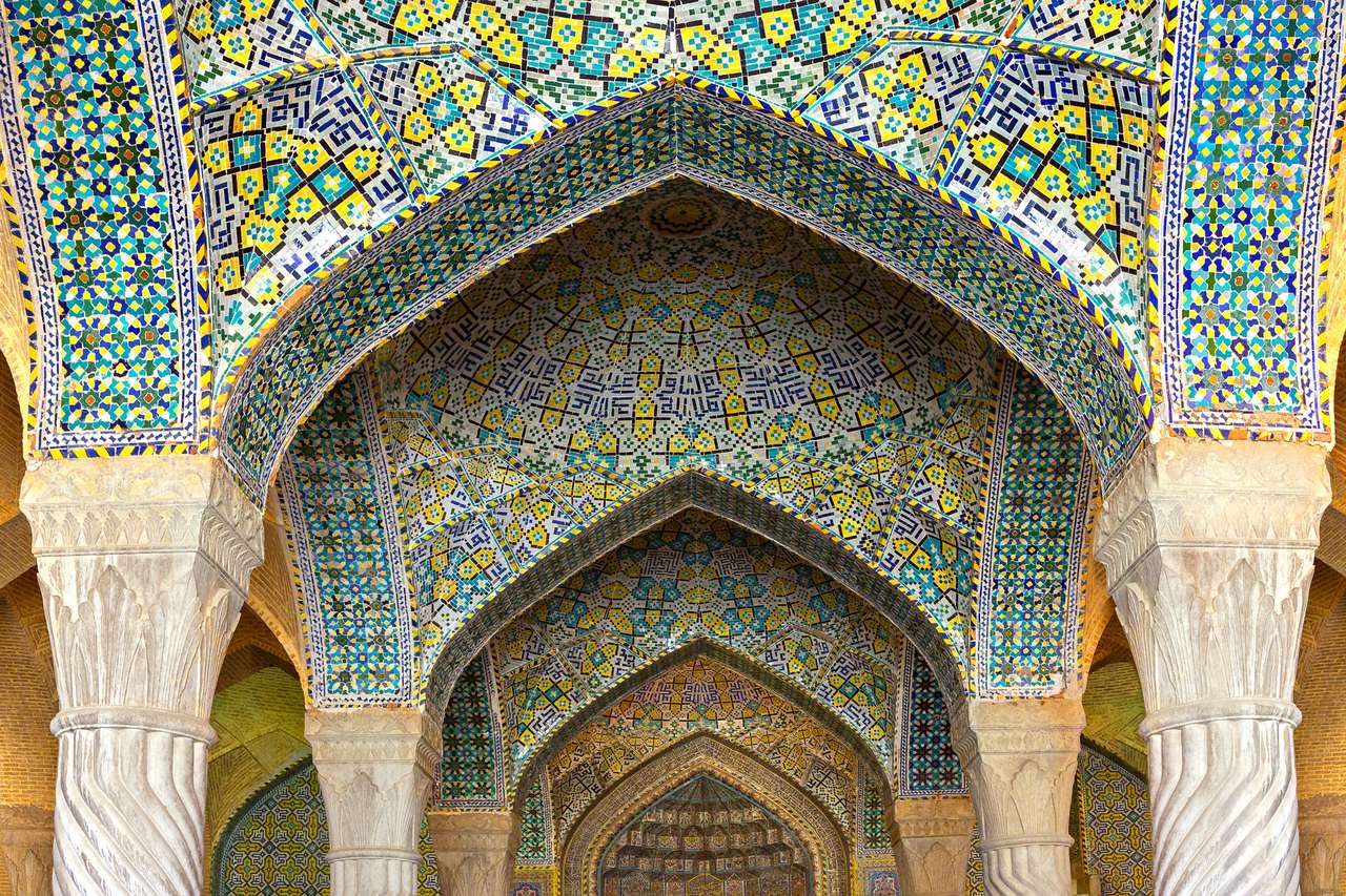 Meczet Vakila w Iranie puzzle online