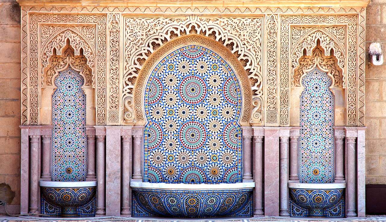 Ręcznie robiona fontanna w Maroku puzzle online