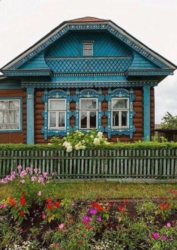 Stary drewniany dom w Rosji #4 puzzle online