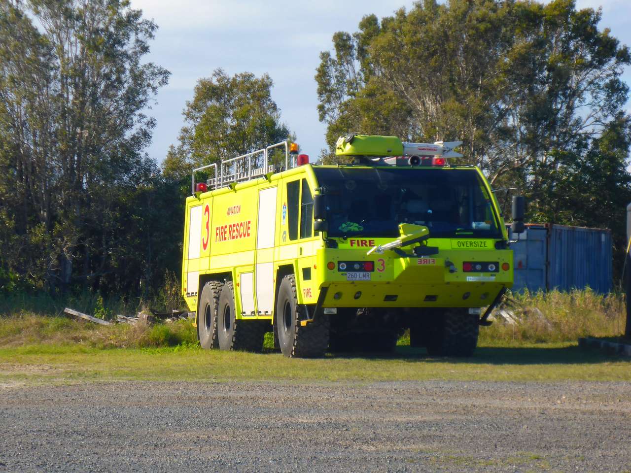 Żółty wóz strażacki puzzle online