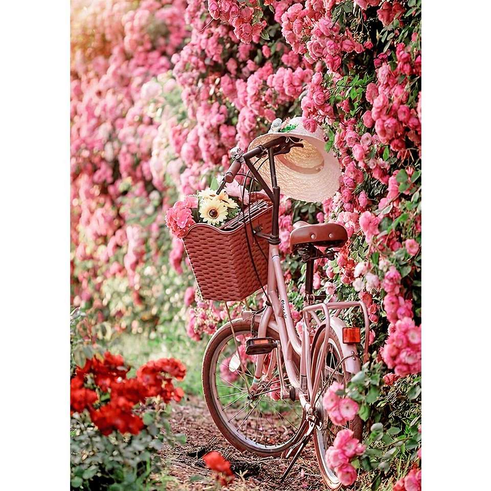 rower między kwiatami puzzle online