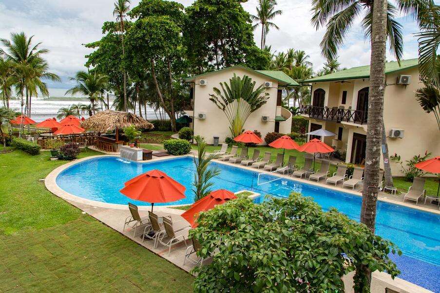 Hotel Club Del Mar Jaco Beach country Kostaryka ₡10 puzzle online