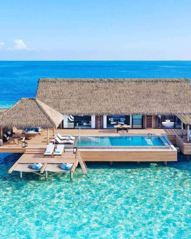 Hotel na wodzie na Malediwach puzzle online