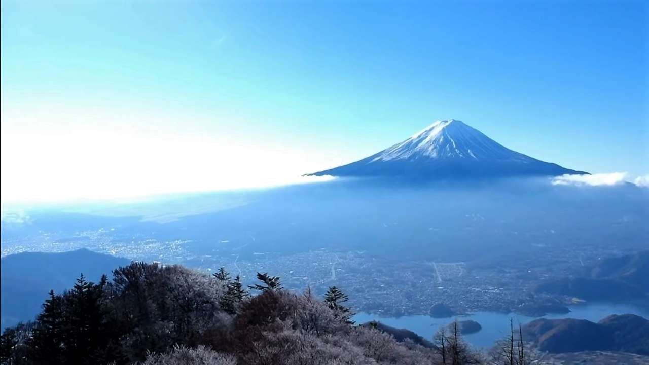 Święta góra Japonii puzzle online