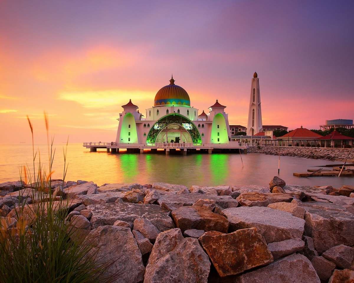 Sztuczna wyspa i meczet w Malezji puzzle online