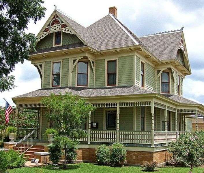 Dom w stylu gotyckim w Teksasie #17 puzzle online