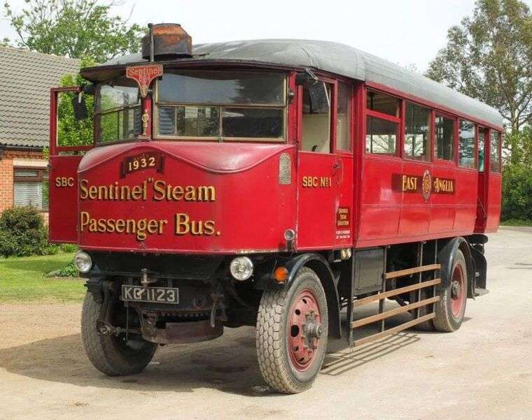 Zabytkowy autobus parowy Sentinel, rok 1932 puzzle online
