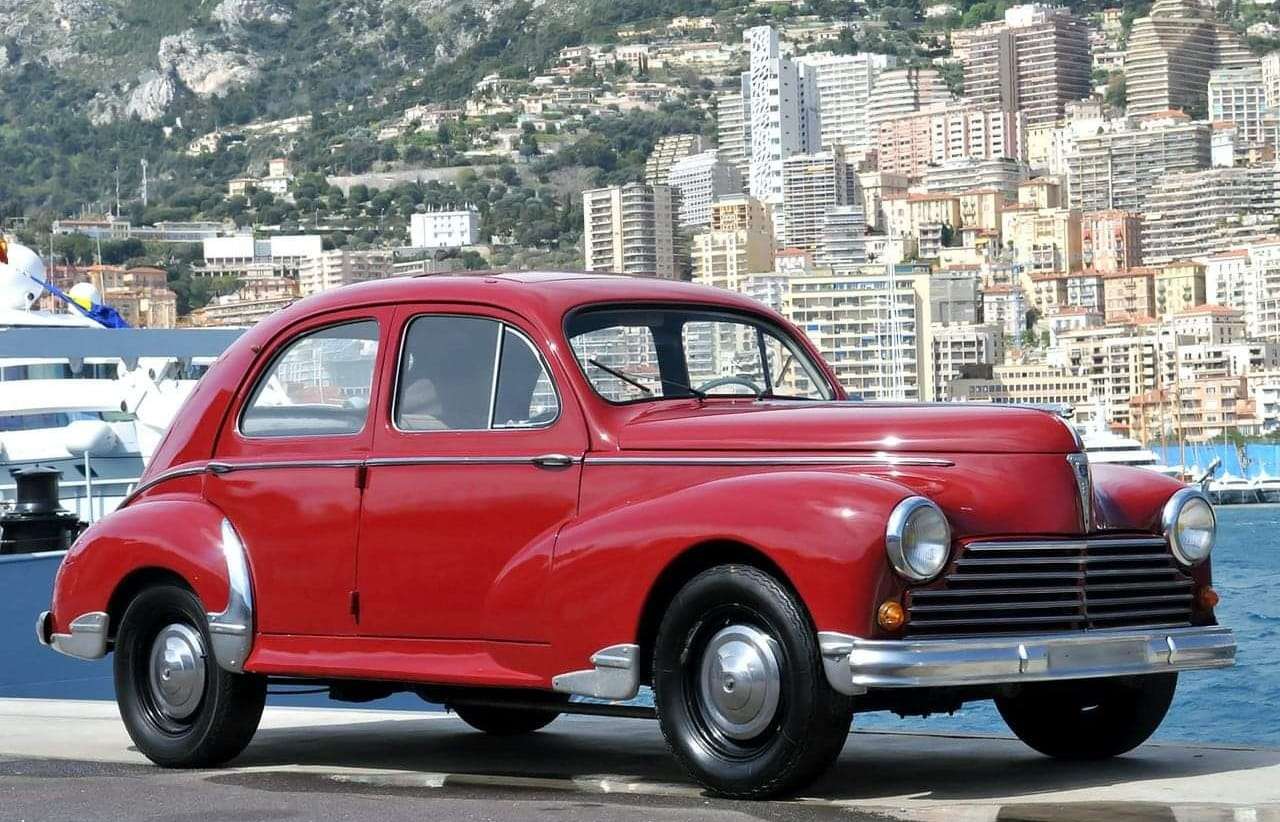 1949 Peugeot 203 Sedan puzzle online