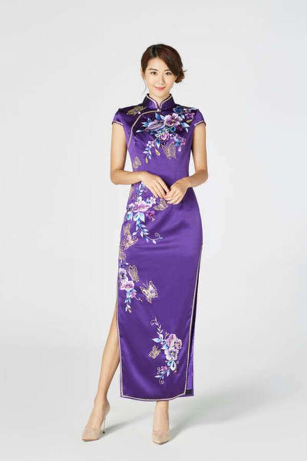 Dama w chińskiej sukience Qipao #2 puzzle online