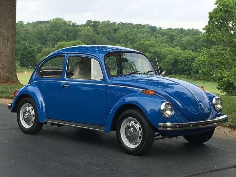 Samochód Volkswagen Beetle Rok 1972 puzzle online
