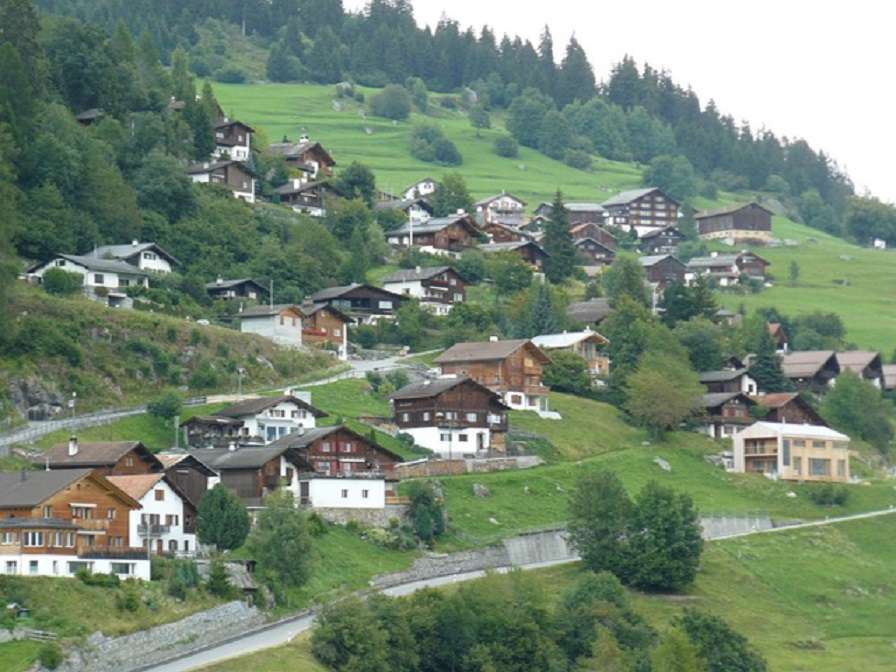Szwajcaria: Ruschein. puzzle online