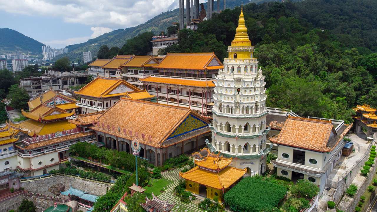 Świątynia Kek Lok Si puzzle online