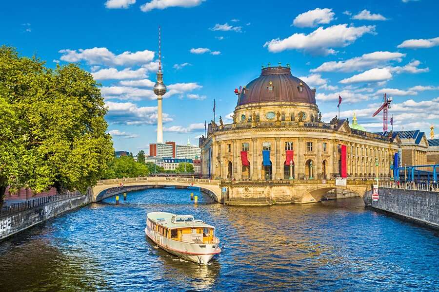 Widok na Muzeum Hopping Berlin Niemcy #1 puzzle online