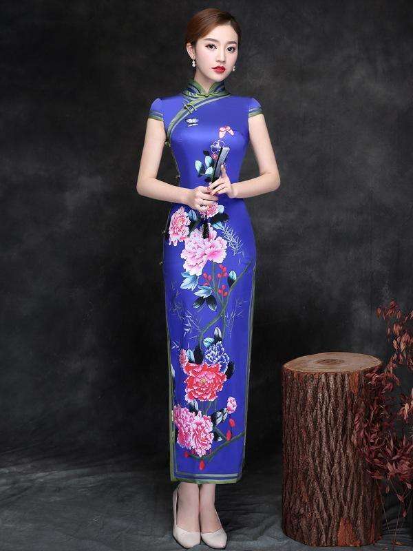 Dama w chińskiej sukience Cheongsam #48 puzzle online