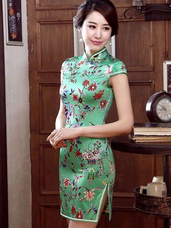 Dama w chińskiej sukience Cheongsam #51 puzzle online