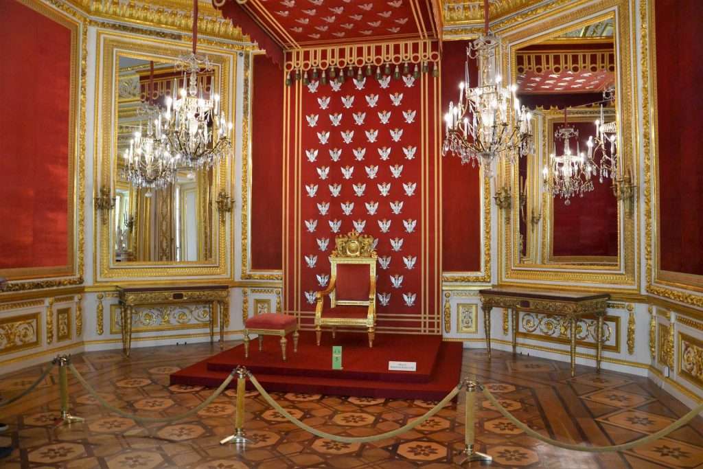 Sala tronowa w Pałacu Królewskim puzzle online