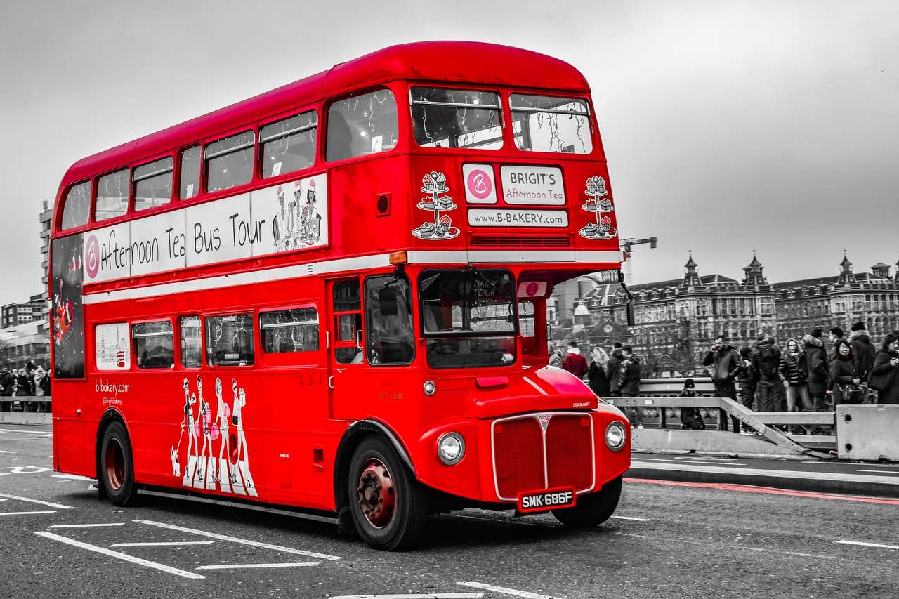 Autobus Czerwony puzzle online