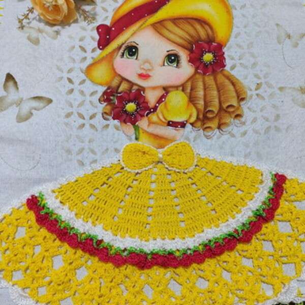 Dziewczyna Diva żółta sukienka puzzle online