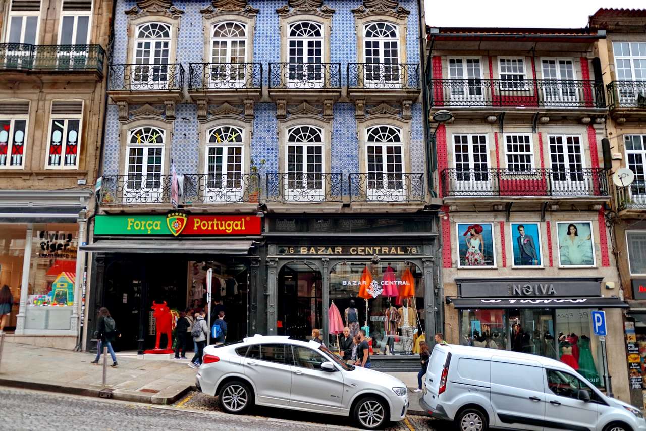 Typowe domy w Porto puzzle online