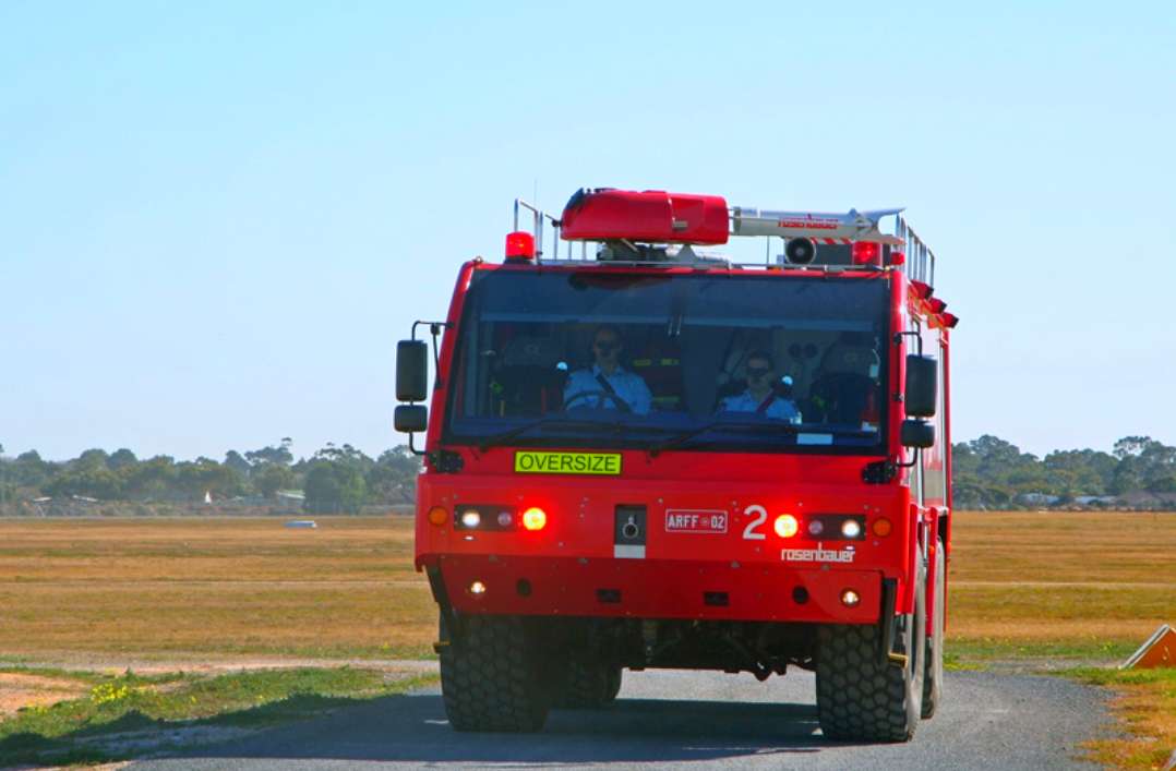 Czerwony wóz strażacki puzzle online