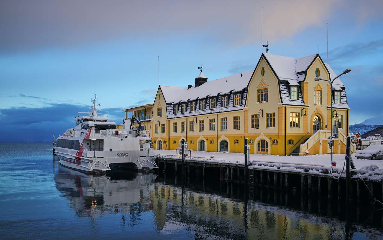 Port Harstad, Norwegia puzzle online