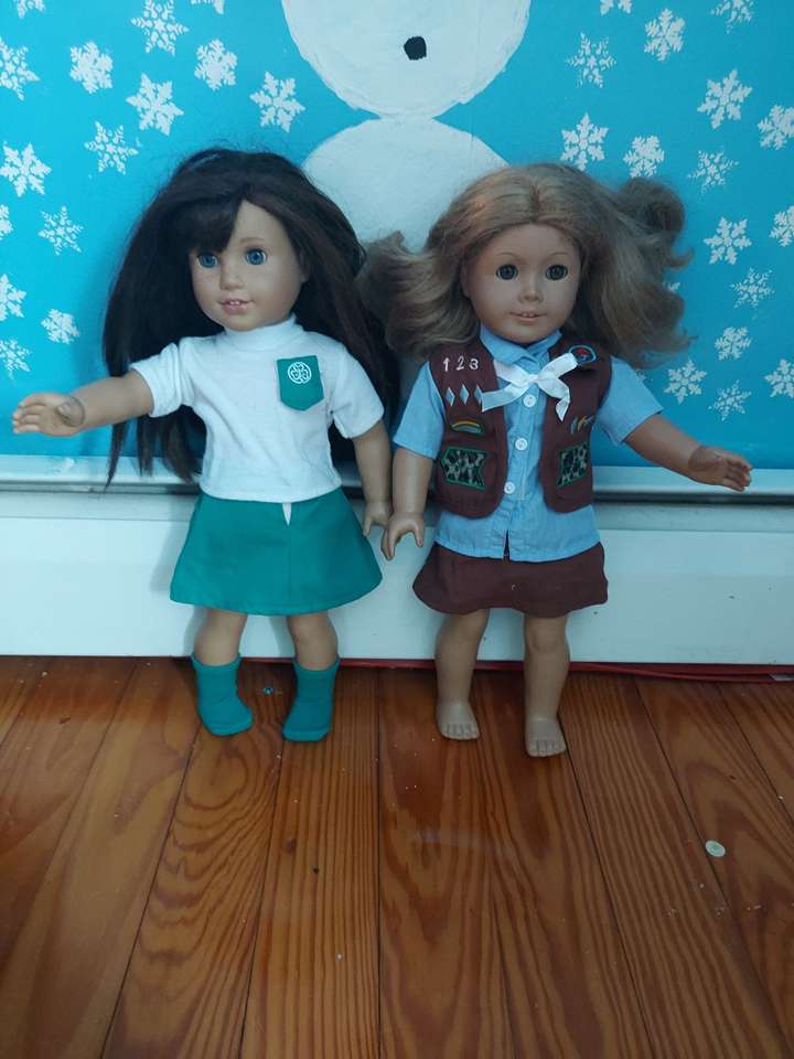 Dwie amerykańskie lalki dla dziewczynek puzzle online
