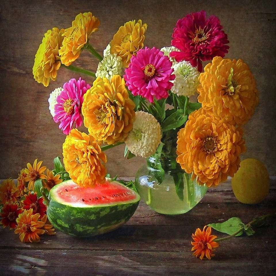 wazon z kwiatami i arbuzem puzzle online