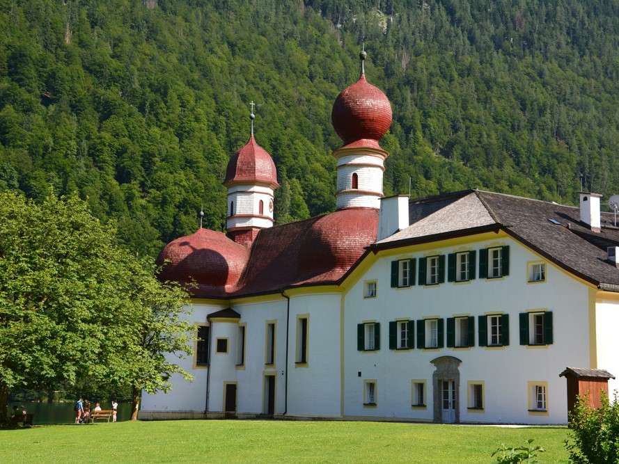 Kościół św. Bartłomieja w Bawarii puzzle online