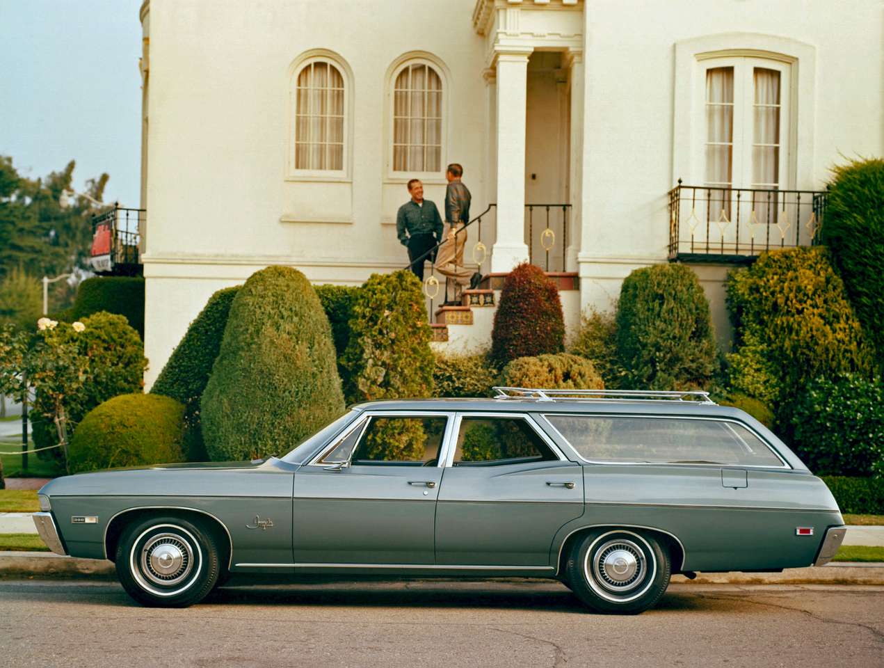 1968-as Chevrolet Impala kombi kirakós