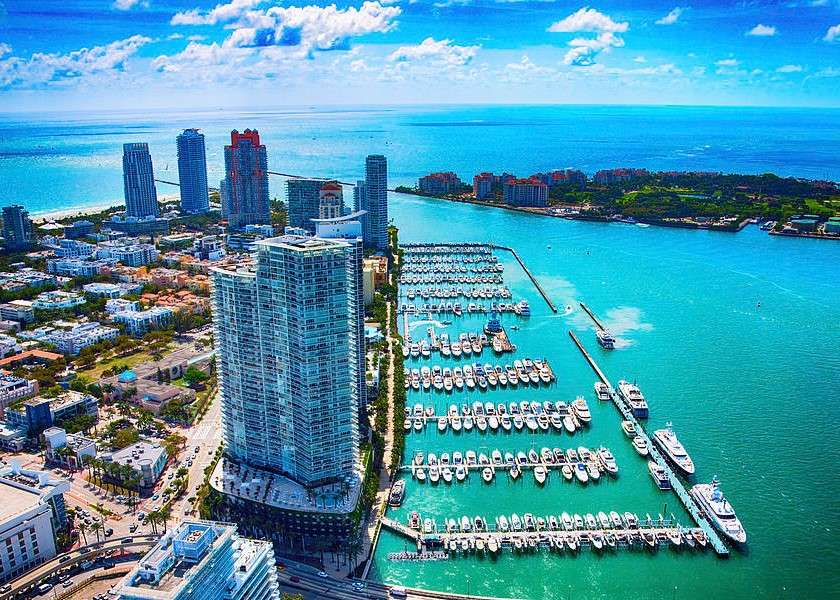Zatoka z jachtami w Miami puzzle online