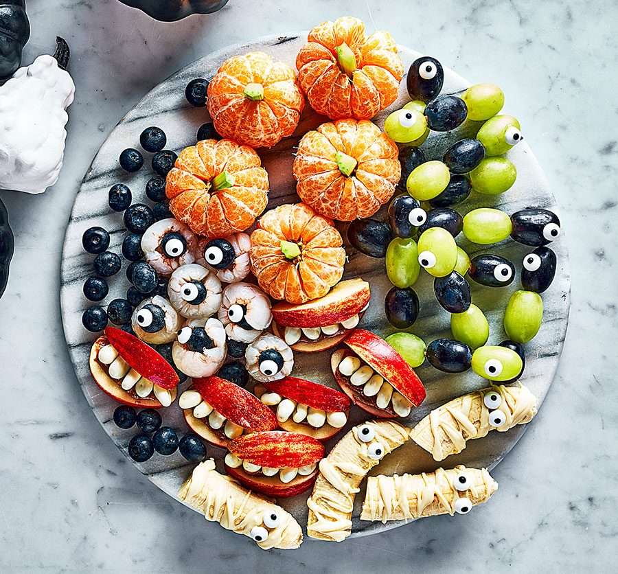 Dekoracja z owoców na talerzu puzzle online
